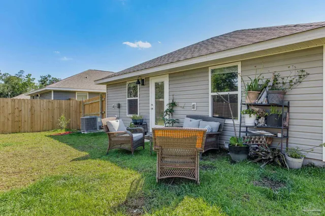 $1,800 | 2568 Sutton Pl Drive, Cantonment, FL 32533