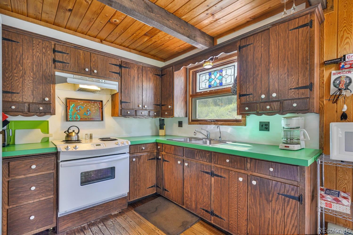 509 Rustic Road Bellvue, CO 80512 - Photo 23 of 40 Gallery Image 23