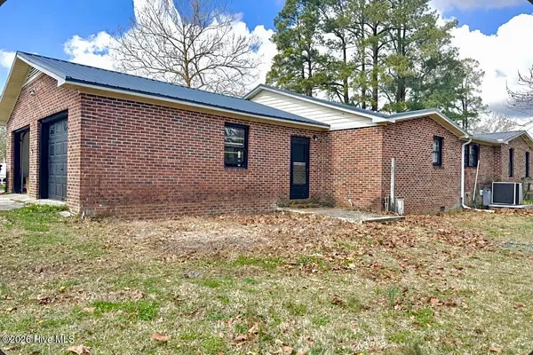 $295,000 | 6253 Livingston Chapel Road, Delco, NC 28436