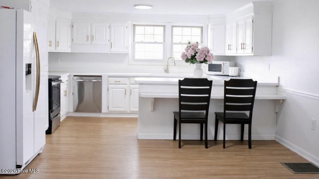 6253 Livingston Chapel Road Delco, NC 28436 - Photo 9 of 26 Kitchen