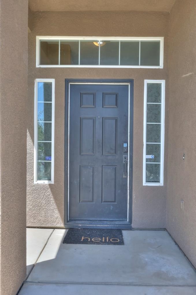 6801 Varni Way Hughson, CA 95326 - Photo 9 of 70