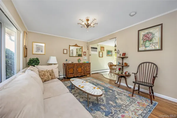 $739,000 | 3017 Roxbury Road, Oceanside, NY 11572