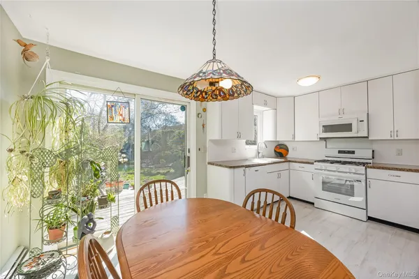 $739,000 | 3017 Roxbury Road, Oceanside, NY 11572