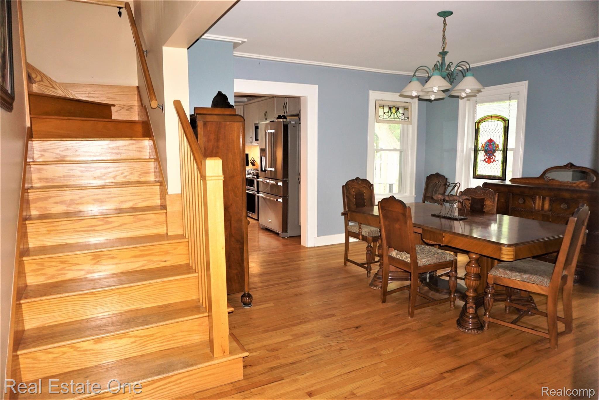129 Ferndale Avenue Rochester, MI 48307 - Photo 9 of 32 DSC02687 (2).JPG