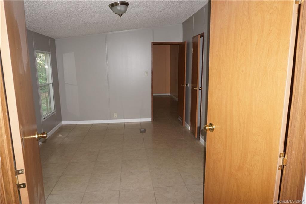 7385 Tuckaseegee Road Kannapolis, NC 28081 - Photo 10 of 14