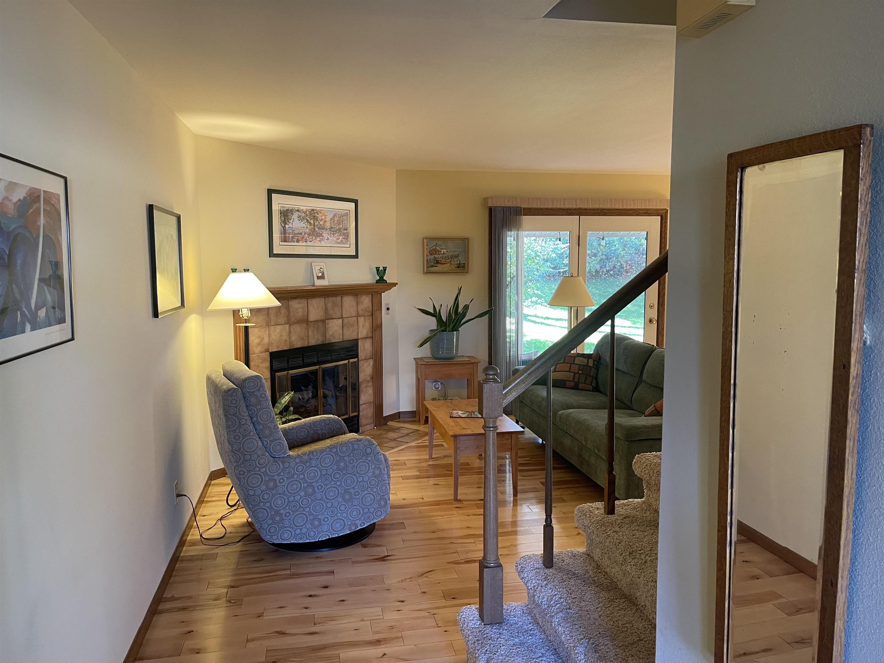 5933 Forest Fitchburg, WI 53711 - Photo 2 of 18