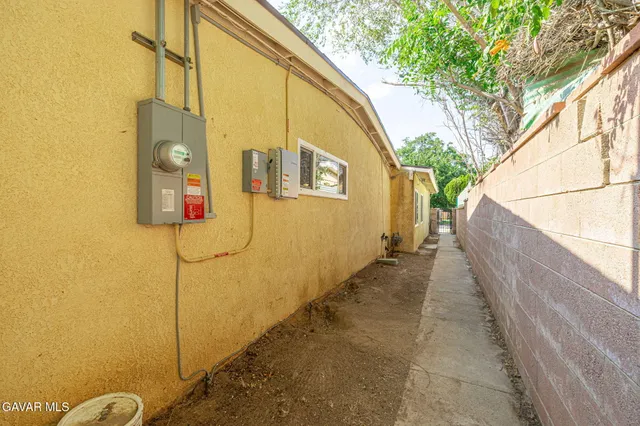 $419,000 | 1156 Ave J 14, Lancaster, CA 93534