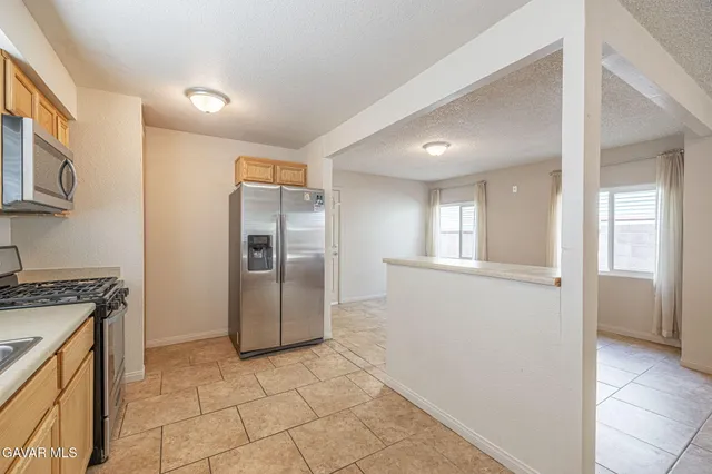 $419,000 | 1156 Ave J 14, Lancaster, CA 93534