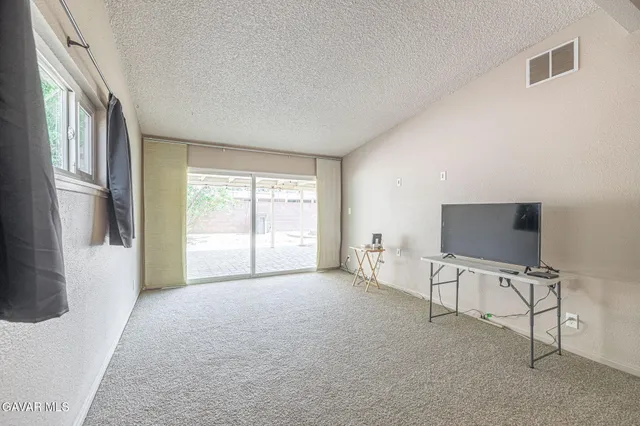 $419,000 | 1156 Ave J 14, Lancaster, CA 93534