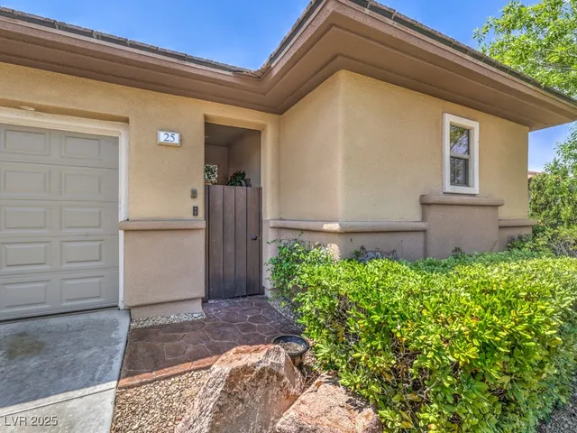 $3,200 | 25 Gladewater Drive, Henderson, NV 89052