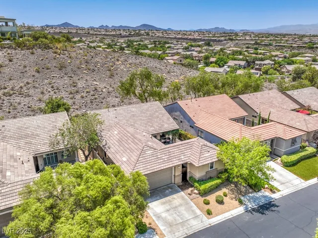 $3,200 | 25 Gladewater Drive, Henderson, NV 89052