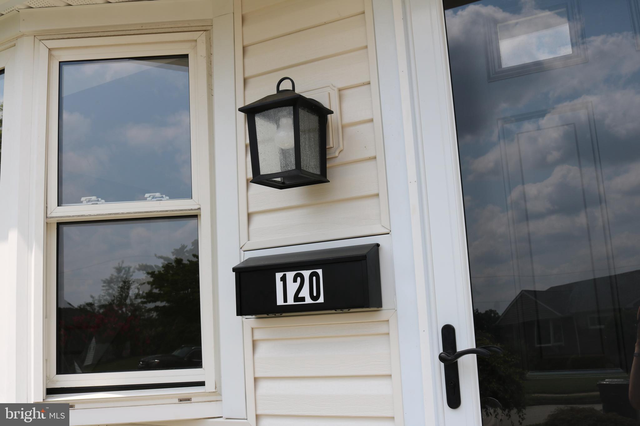 120 Barren Road Newtown Square, PA 19073 - Photo 2 of 25