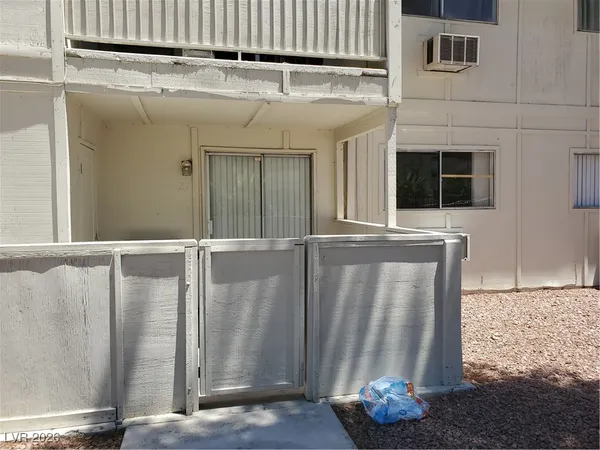$1,495 | 5390 South Swenson Street, Unit 27, Las Vegas, NV 89119