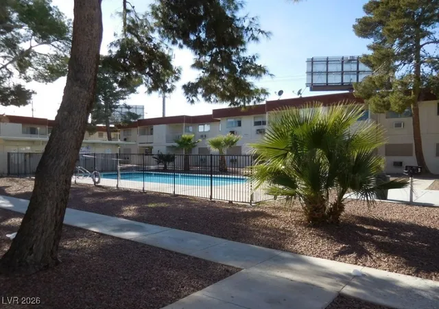 $1,495 | 5390 South Swenson Street, Unit 27, Las Vegas, NV 89119