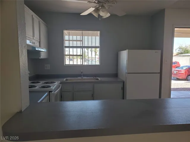 $1,495 | 5390 South Swenson Street, Unit 27, Las Vegas, NV 89119