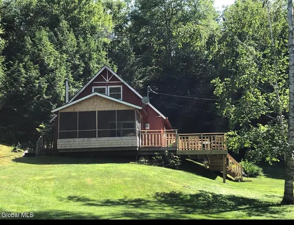$199,000 | 30 Forest Lake Way, Granville, NY 12832