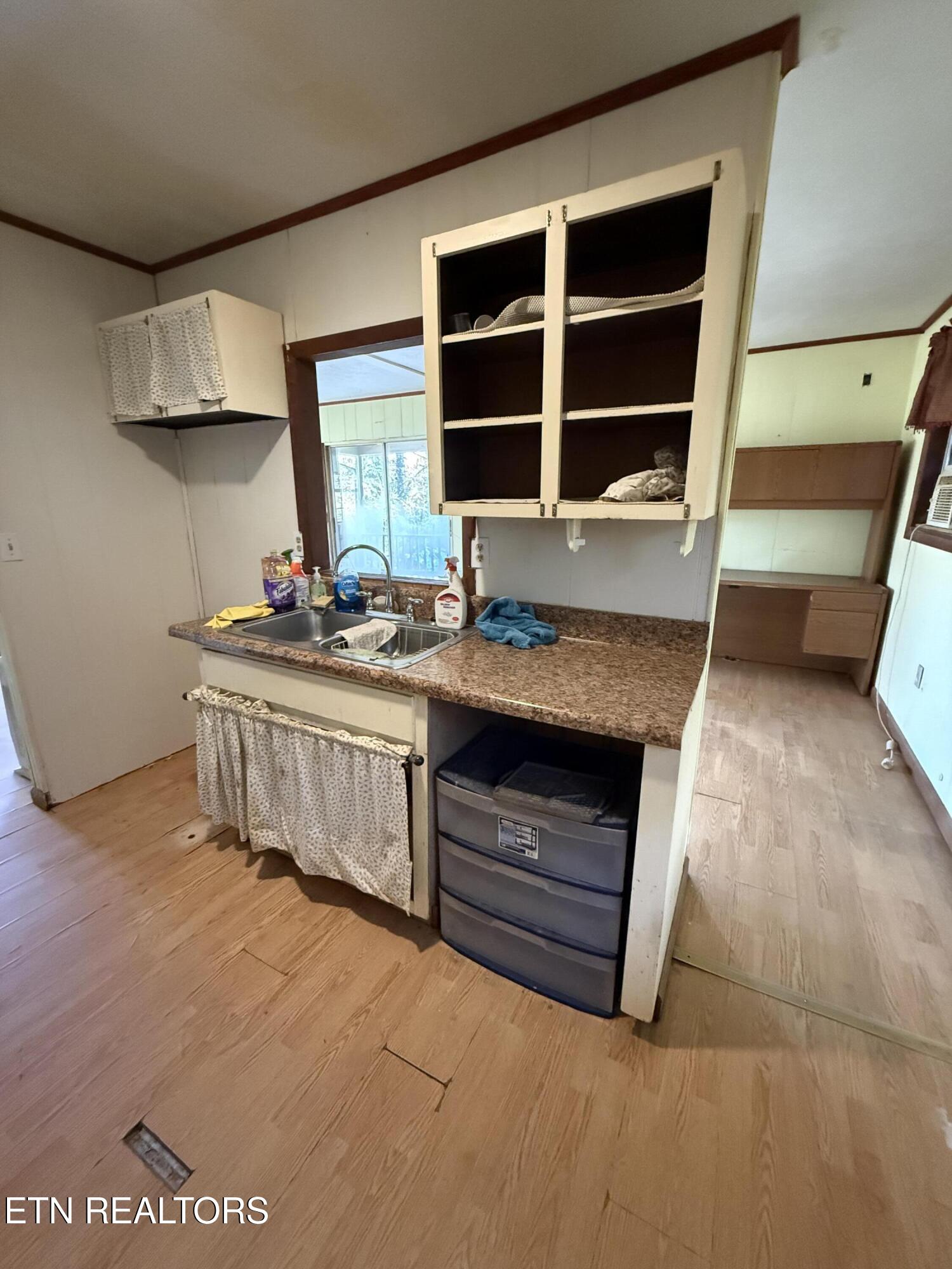 1107 Catoosa Road Wartburg, TN 37887 - Photo 21 of 27 IMG_0694