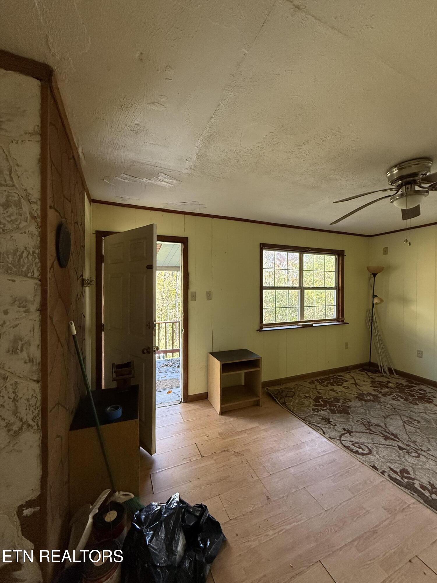 1107 Catoosa Road Wartburg, TN 37887 - Photo 23 of 27 IMG_0698