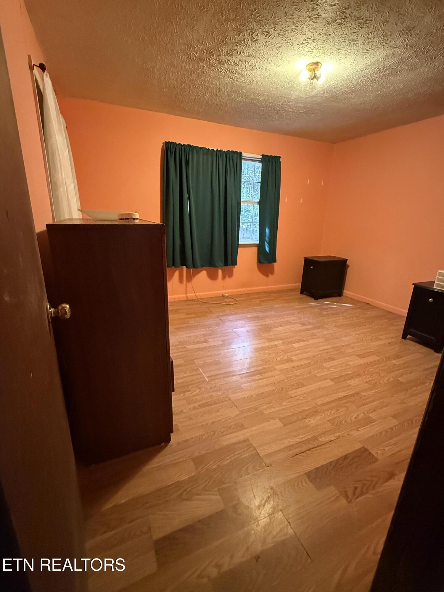 1107 Catoosa Road Wartburg, TN 37887 - Photo 26 of 27 IMG_0679