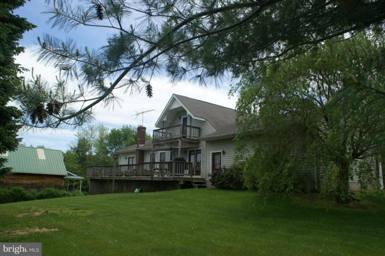 Exterior (Rear)