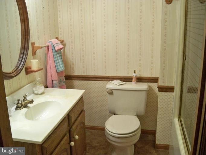 2524 Uniontown Road Westminster, MD 21158 - Photo 15 of 30 Bath #1
