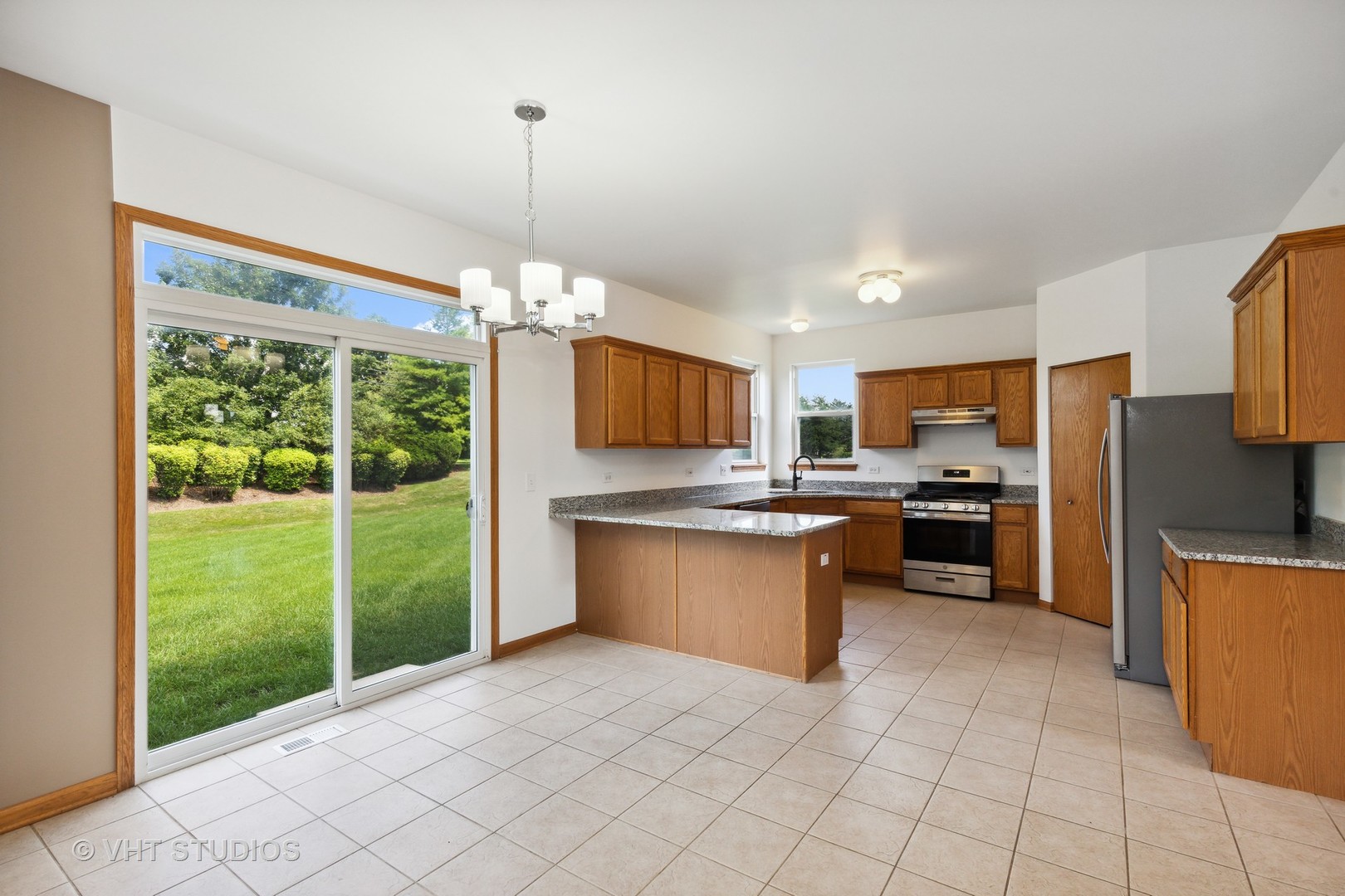 3536 High Ridge Road Carpentersville, IL 60110 - Photo 5 of 15 Gallery Image 5