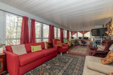 $995,000 | 5 Poe Circle, Tyngsborough, MA 01879
