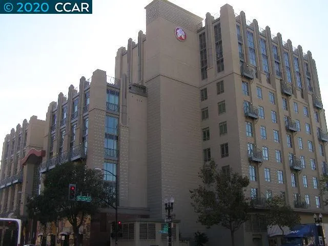 $2,500 | 423 7th Street, Unit 608, Oakland, CA 94607