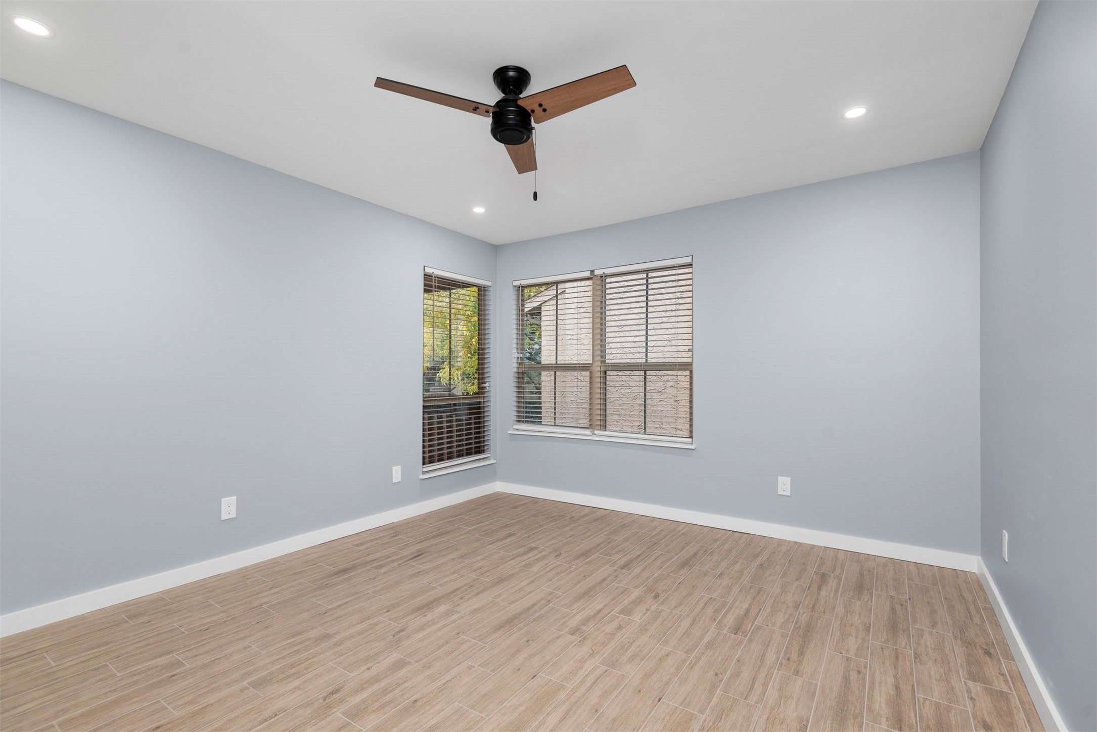 5000 Milwee Street, Unit 54 Houston, TX 77092 - Photo 13 of 25 The space to have the bedroom you've always imagined.