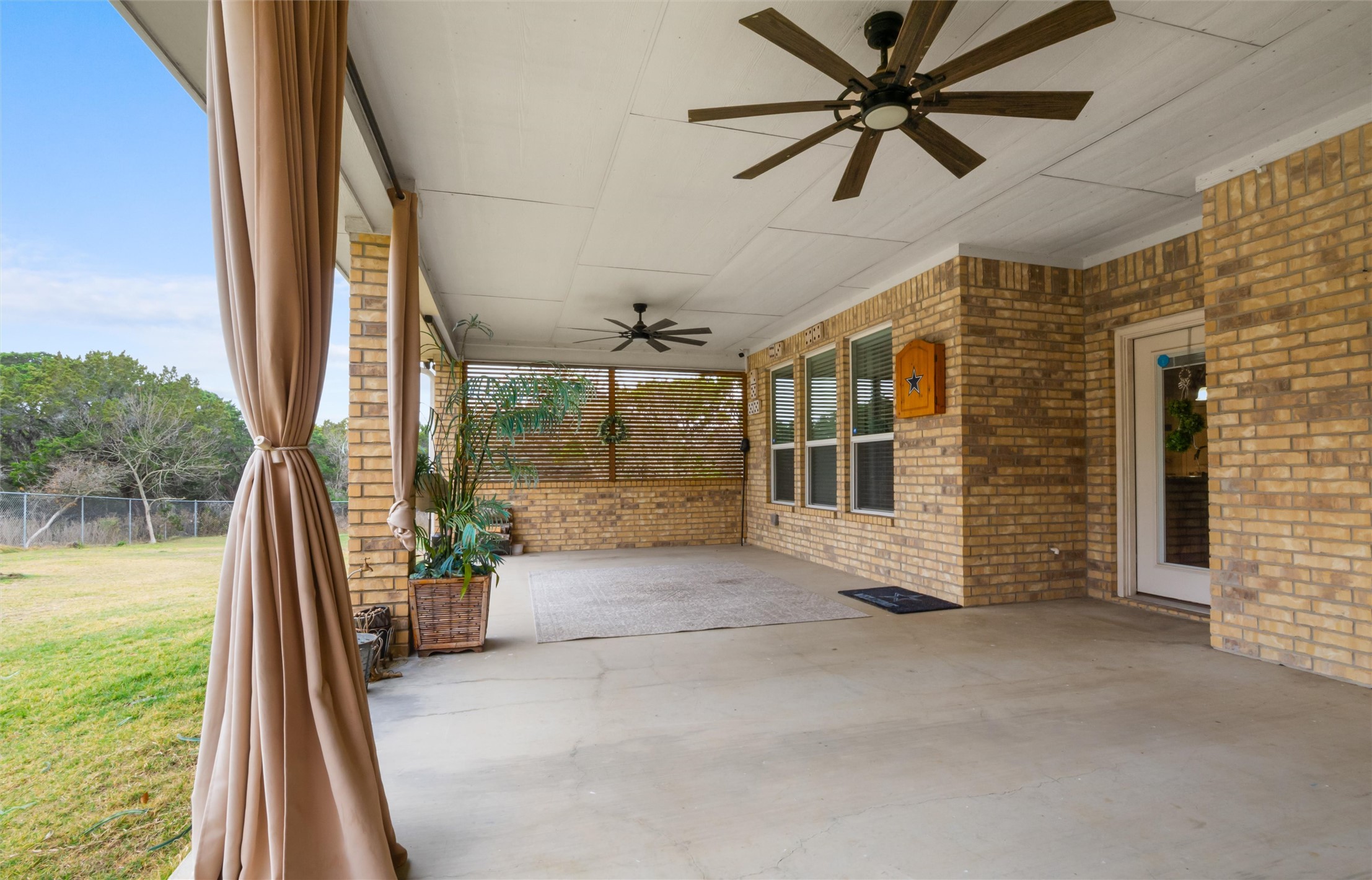 16017 Toby Court Temple, TX 76502 - Photo 24 of 33 a porch with seating space