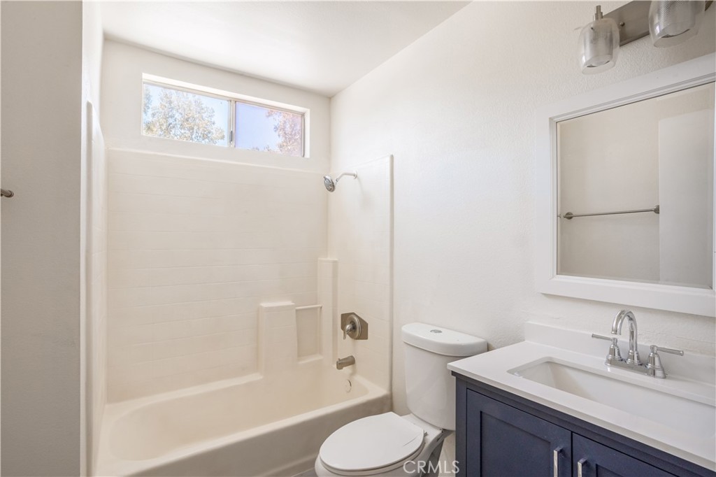 3514 Myers Street, Unit 3 Riverside, CA 92503 - Photo 9 of 30 Gallery Image 9