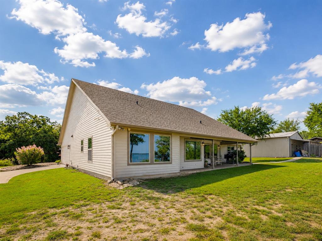 711 Crows Point Lake Bridgeport, TX 76426 - Photo 35 of 40