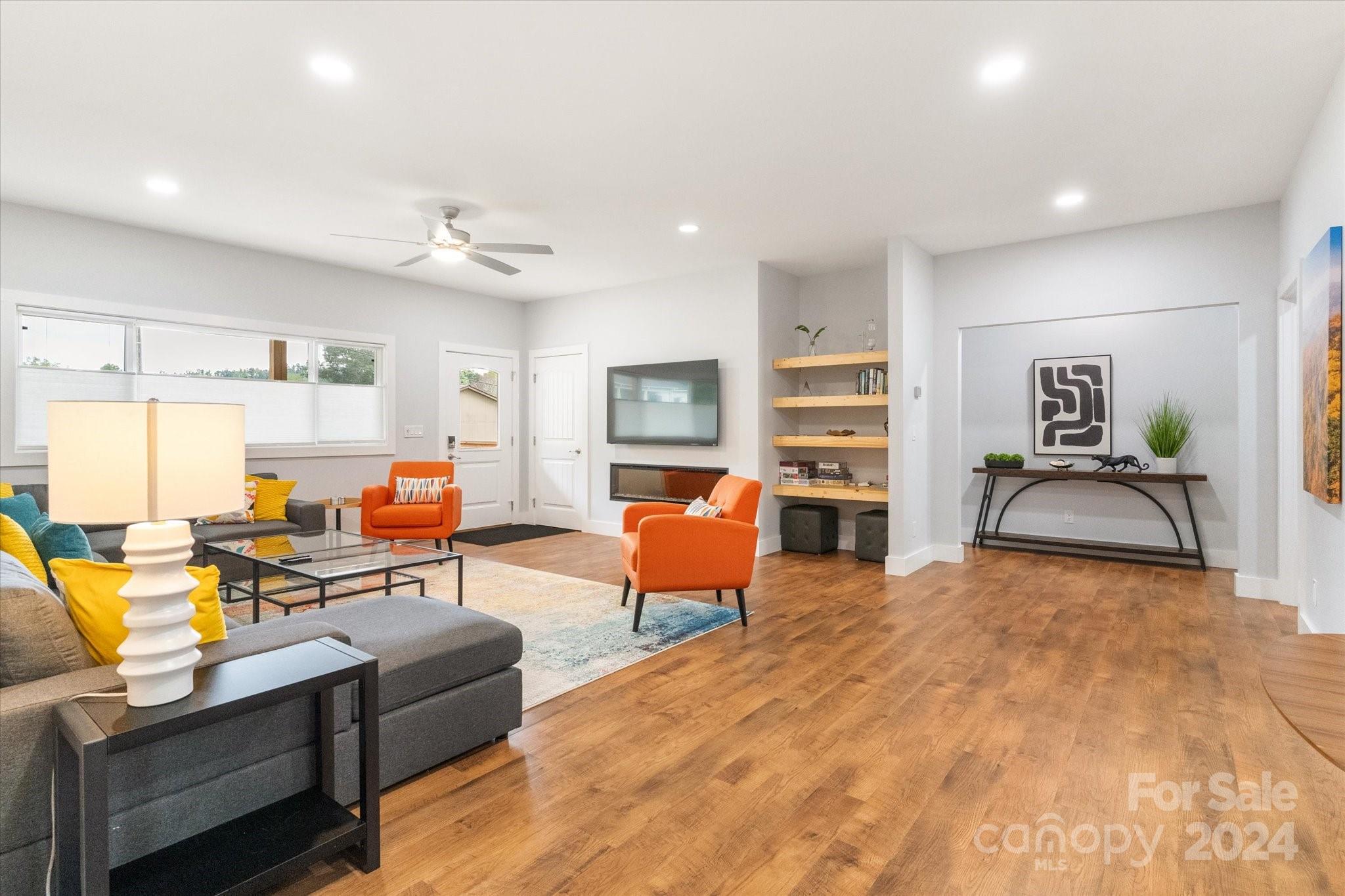 32 Fox Road Asheville, NC 28804 - Photo 3 of 35 Gallery Image 3