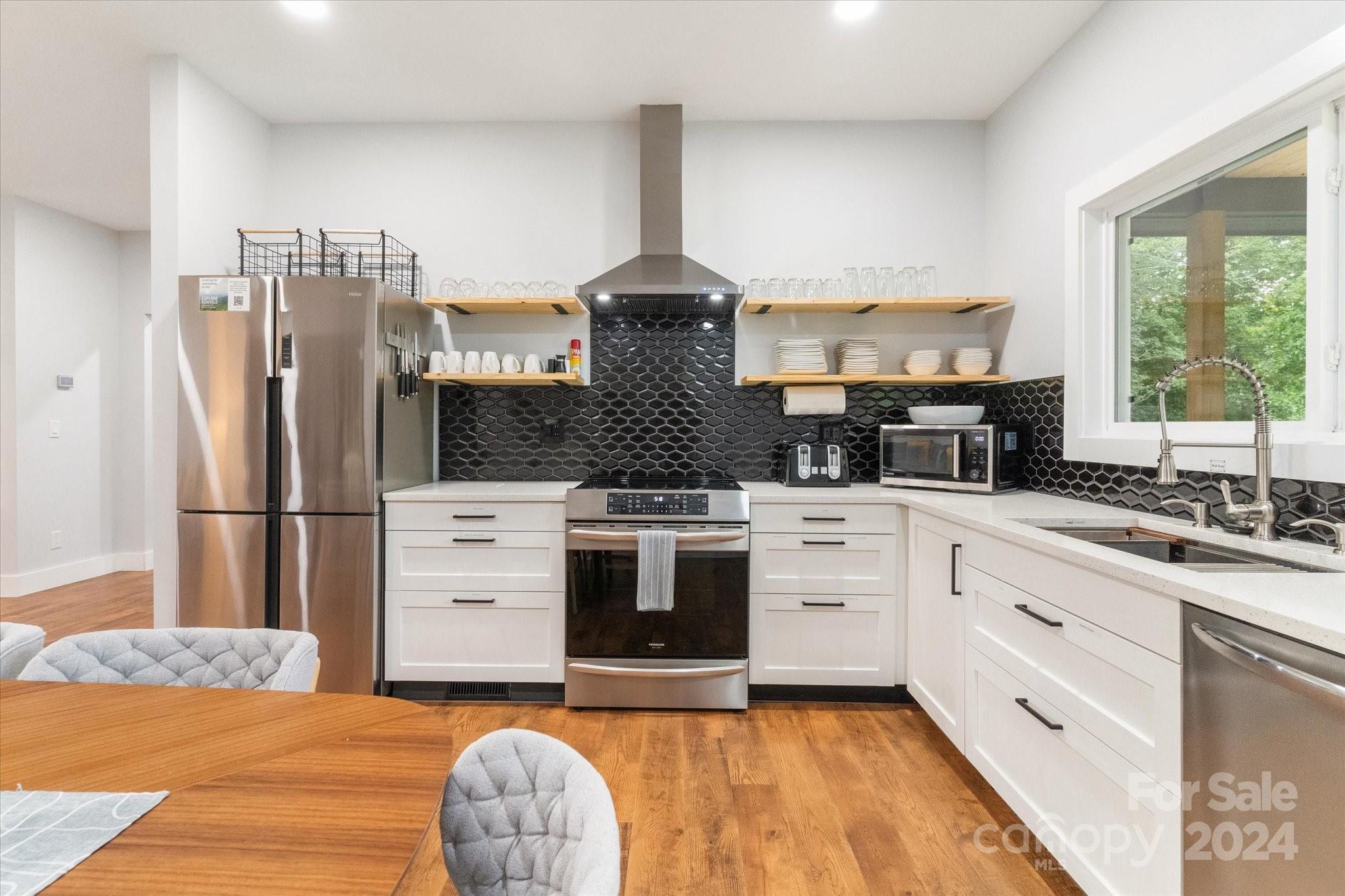32 Fox Road Asheville, NC 28804 - Photo 7 of 35 Gallery Image 7
