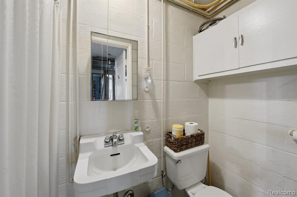 15501 Turner Road Lansing, MI 48906 - Photo 23 of 31