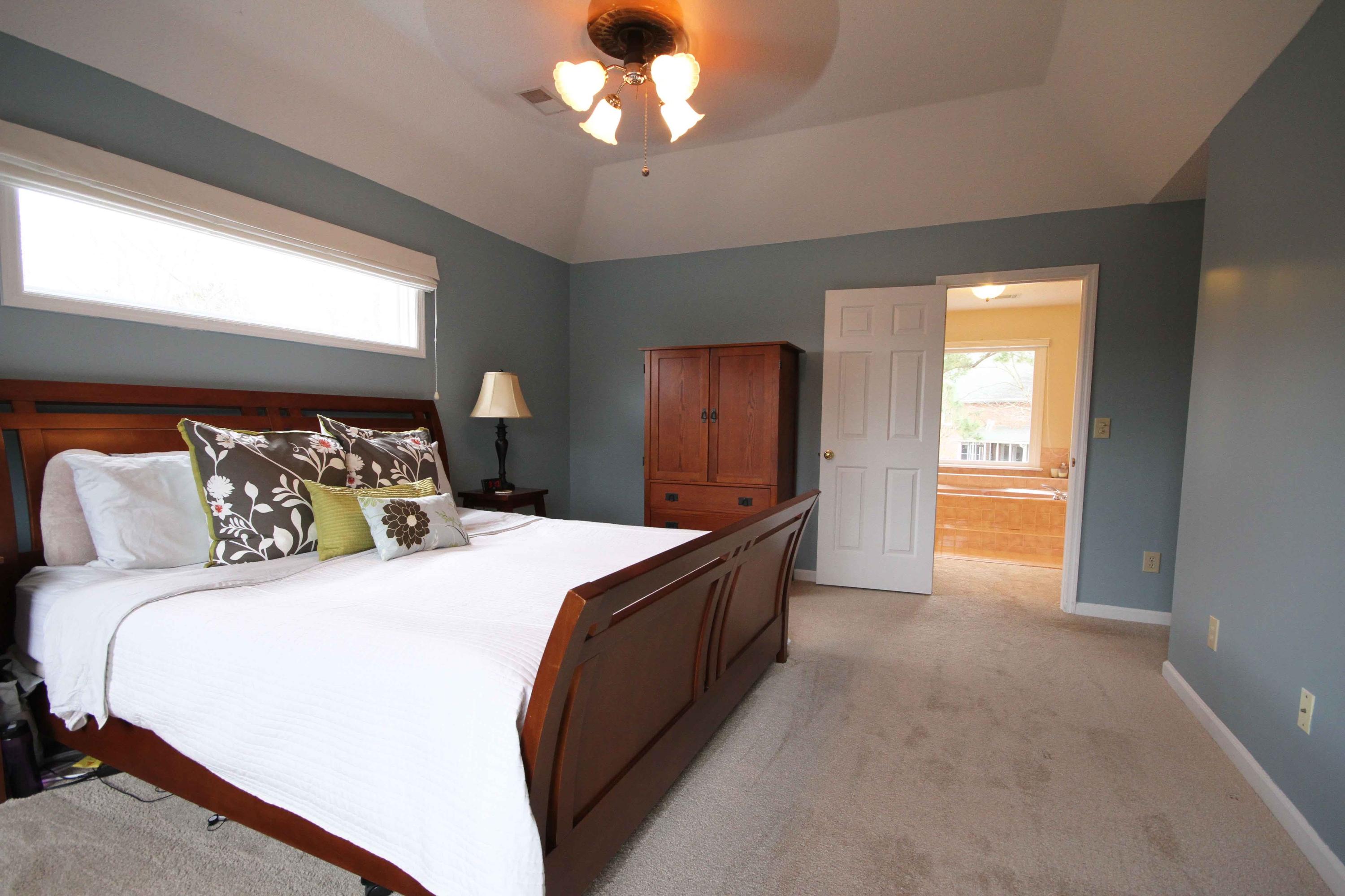501 Rice Hope Drive Mount Pleasant, SC 29464 - Photo 12 of 32 501 Rice Hope_master bedroom 2