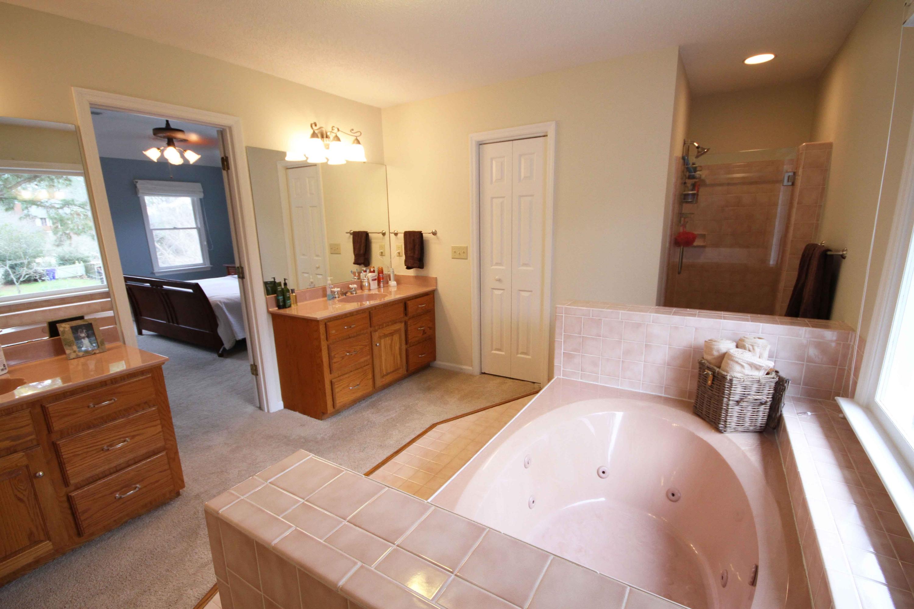 501 Rice Hope Drive Mount Pleasant, SC 29464 - Photo 16 of 32 501 Rice Hope_master bathroom