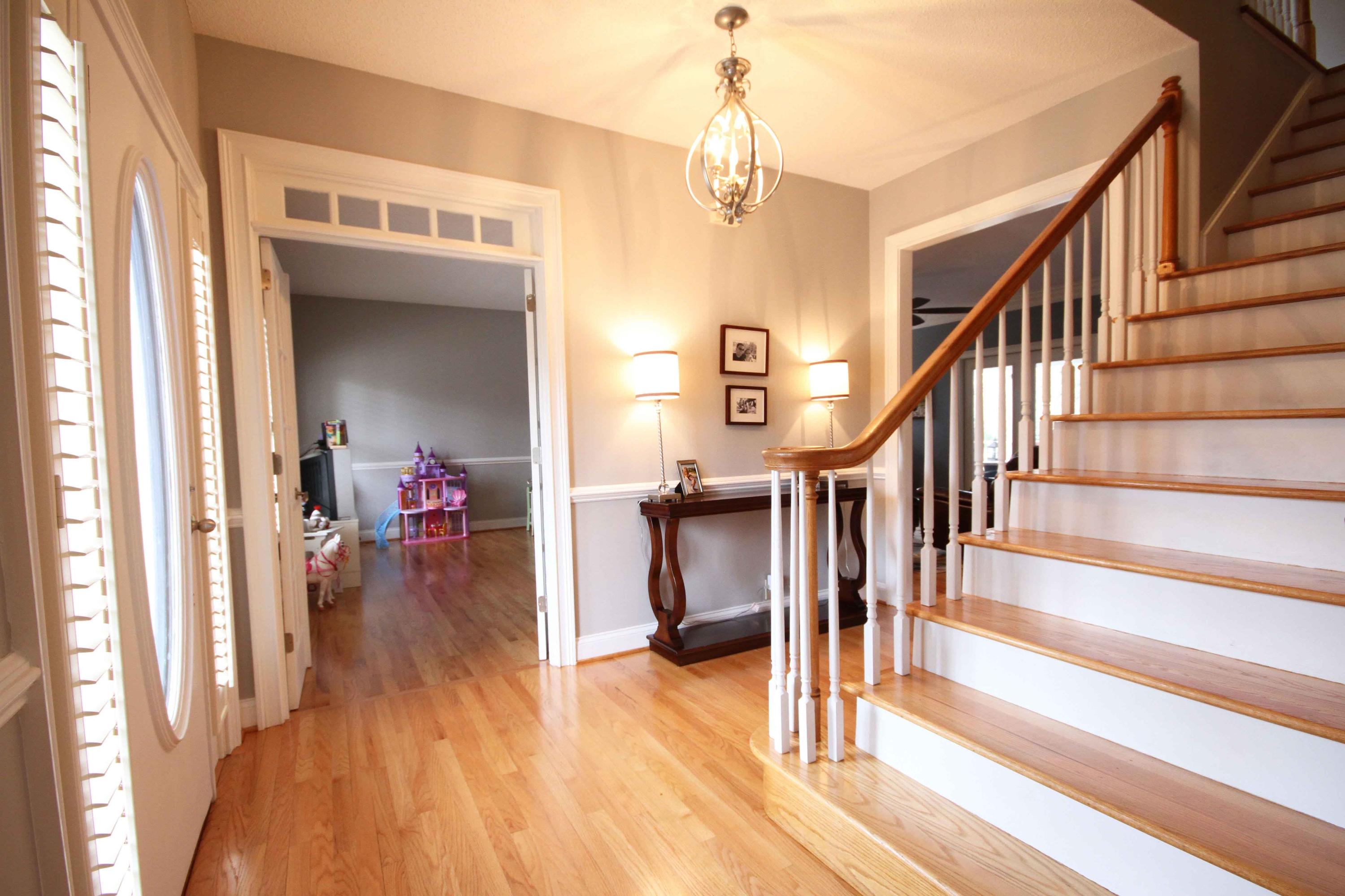 501 Rice Hope Drive Mount Pleasant, SC 29464 - Photo 3 of 32 501 Rice Hope_foyer 2