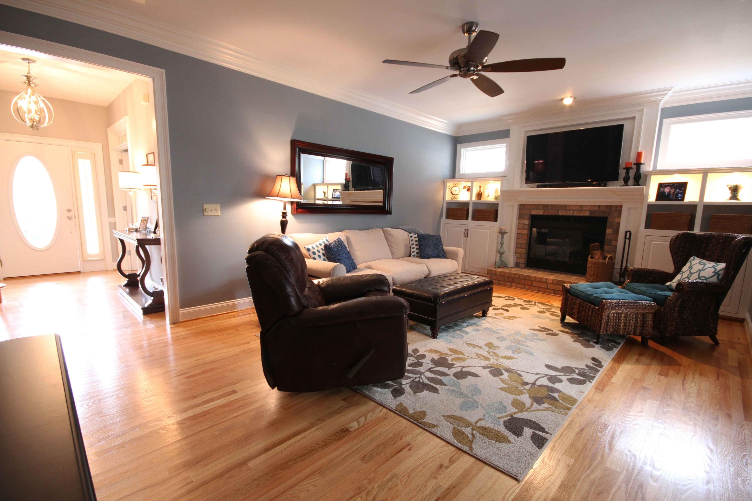 501 Rice Hope Drive Mount Pleasant, SC 29464 - Photo 5 of 32 501 Rice Hope_living room 2