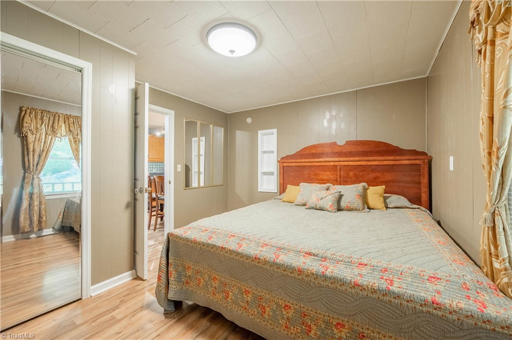 2563 Horse Ridge Road Northwest Willis, VA 24380 - Photo 16 of 40