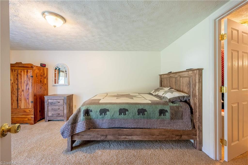 2563 Horse Ridge Road Northwest Willis, VA 24380 - Photo 33 of 40