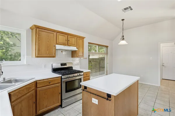 $324,900 | 215 Rio Vista Drive, Georgetown, TX 78626