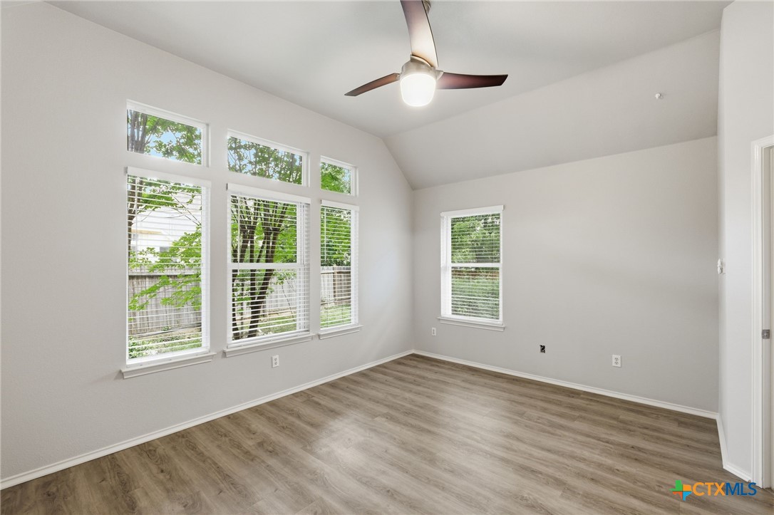 215 Rio Vista Drive Georgetown, TX 78626 - Photo 12 of 27