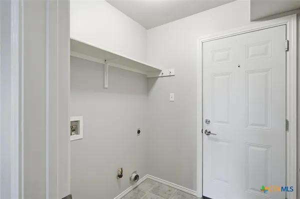 $324,900 | 215 Rio Vista Drive, Georgetown, TX 78626