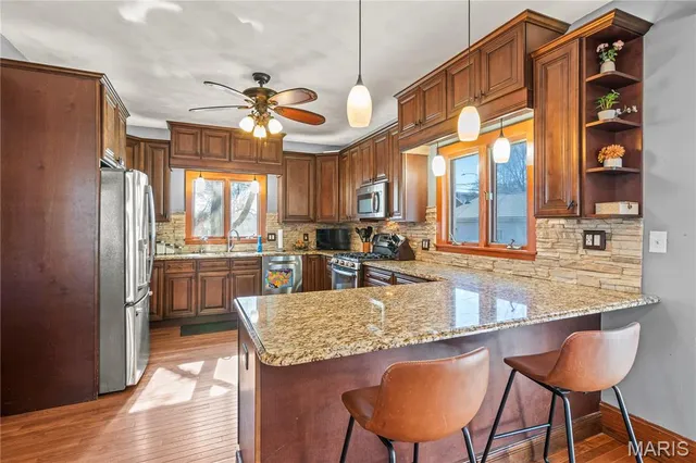 $240,000 | 807 North Metter Avenue, Columbia, IL 62236