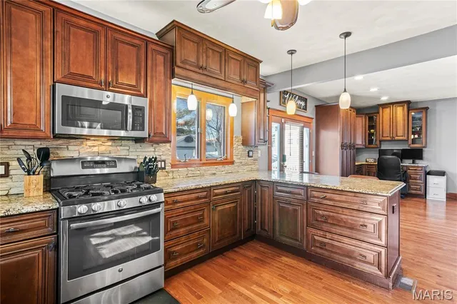 $240,000 | 807 North Metter Avenue, Columbia, IL 62236