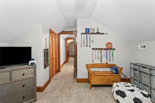 $240,000 | 807 North Metter Avenue, Columbia, IL 62236