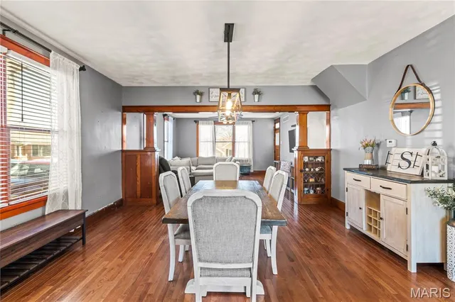 $240,000 | 807 North Metter Avenue, Columbia, IL 62236