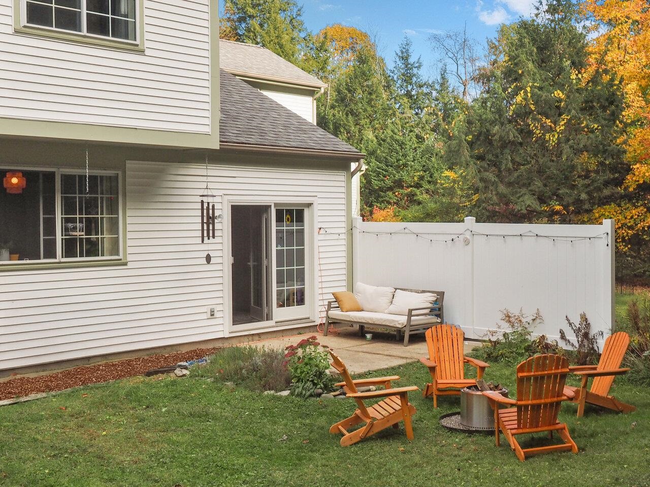 60 Starbird Road, Unit E Jericho, VT 05465 - Photo 22 of 40