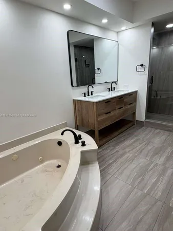 $4,850 | 20281 East Country Club Drive, Unit 611, Aventura, FL 33180